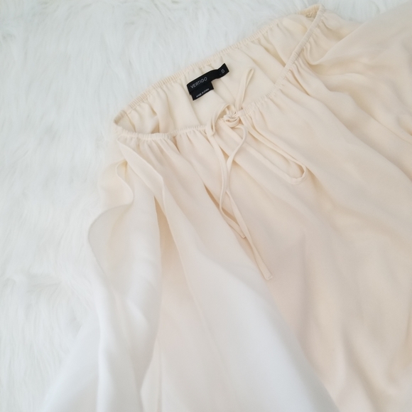 Top - Picture 2 of 4